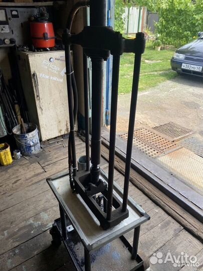 Пресс гидравлический