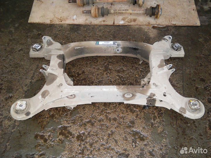 Балка задняя Mercedes S W220 CL W215