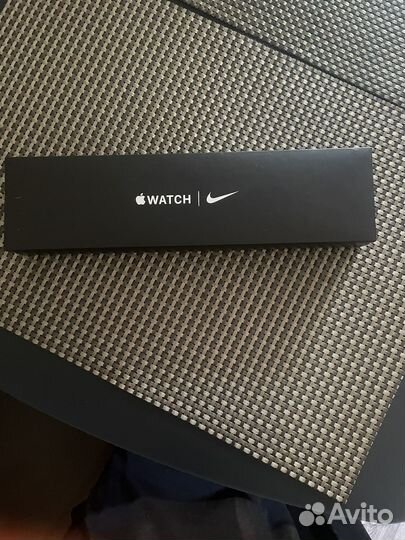 Часы apple watch se 44 mm nike