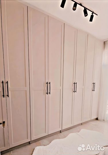 Шкаф распашной на заказ