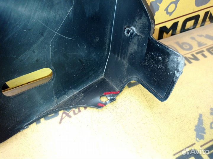 Накладка сиденья левая Volkswagen Passat B7 365