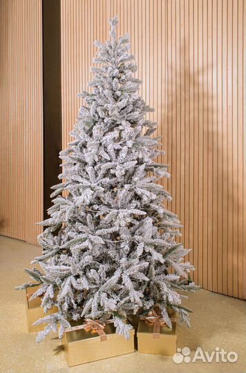 Елка искусственная