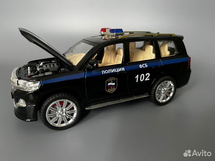 Модель машины Toyota Prado фсб