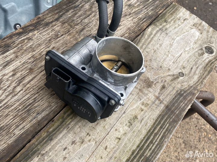 Дросельная заслонка Nissan X-Trail Teana 2.5