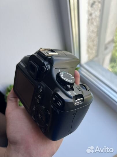 Canon 1100d + canon 400d
