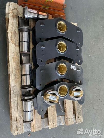 Ось балансира полуприцепа Hartung