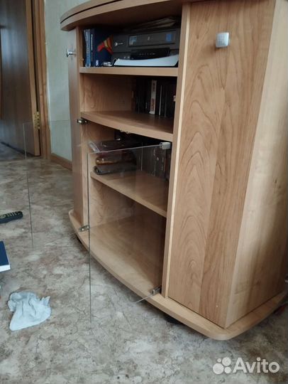 Тумба под телевизор бу