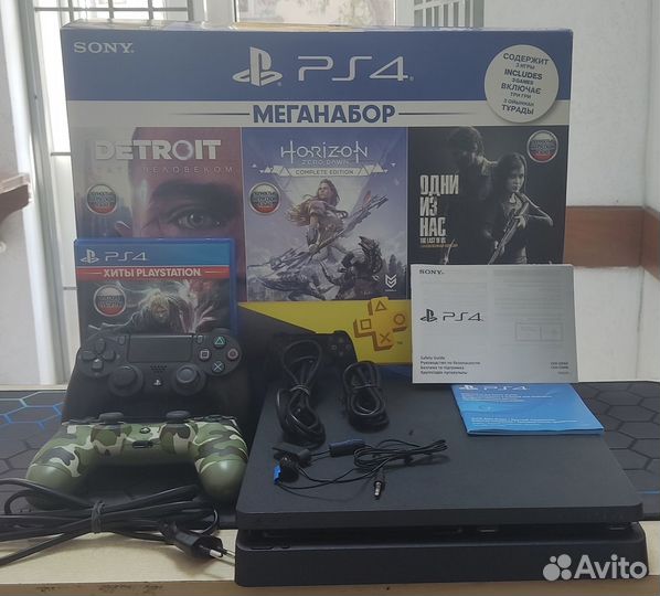 Игровая приставка ps4