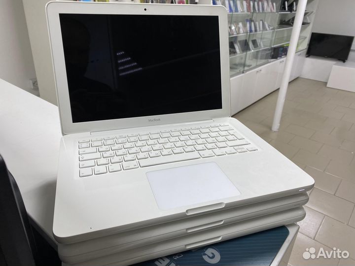 Ноутбук Apple MacBook 13 Mid 2010