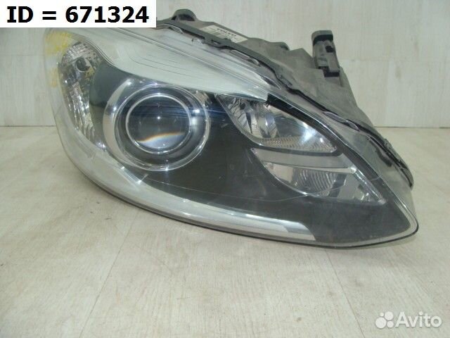 Фара правая Volvo XC60