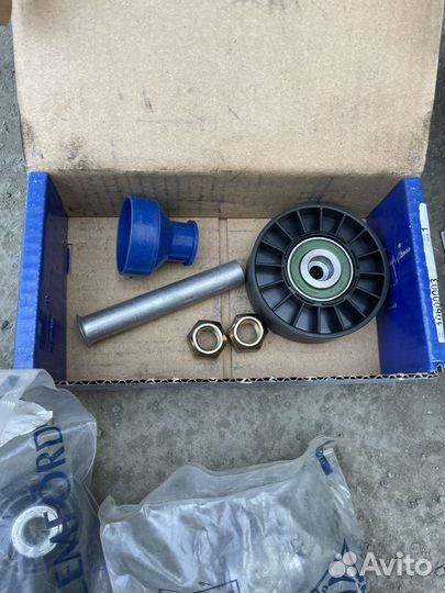 Запчасти для Mercedes 190 w201