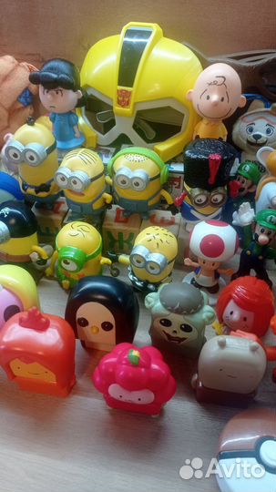 Игрушки из макдональдса пакетом