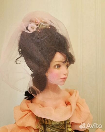 Коллекционная кукла 