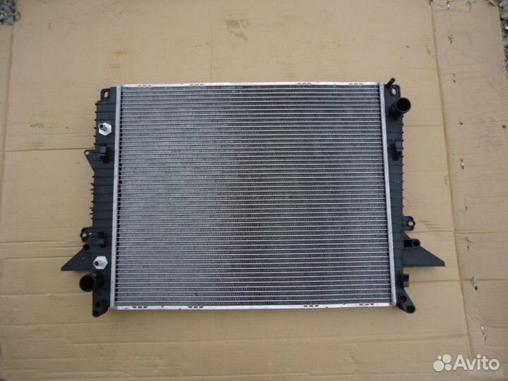 Радиатор Land Rover Range Rover Sport
