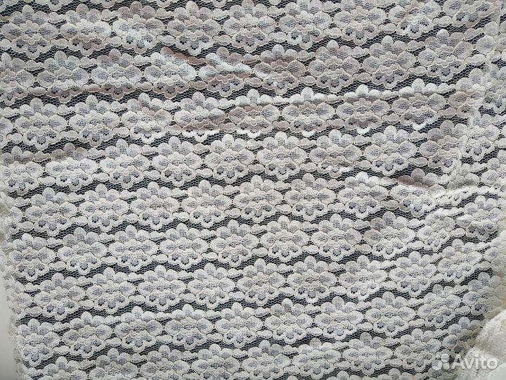 Отрезы ткани разные