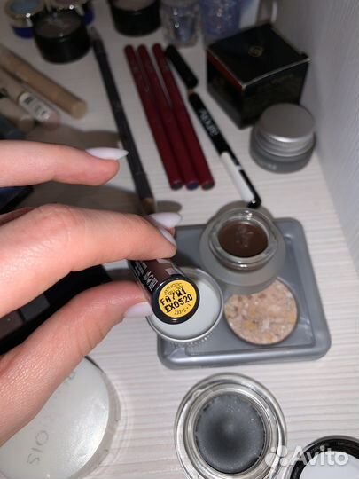 Набор косметики для глаз и век пакетом тени лайнер