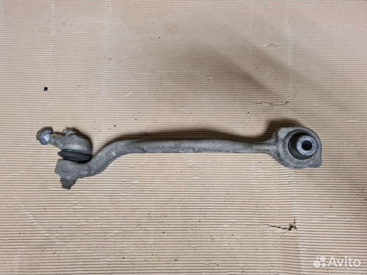 Рычаг передний верхний левый Mercedes W212