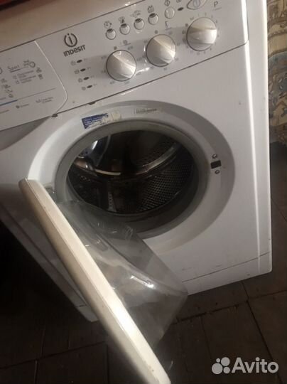 Стиральная машина indesit