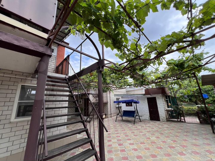 Комната 30 м², 2/2 эт.