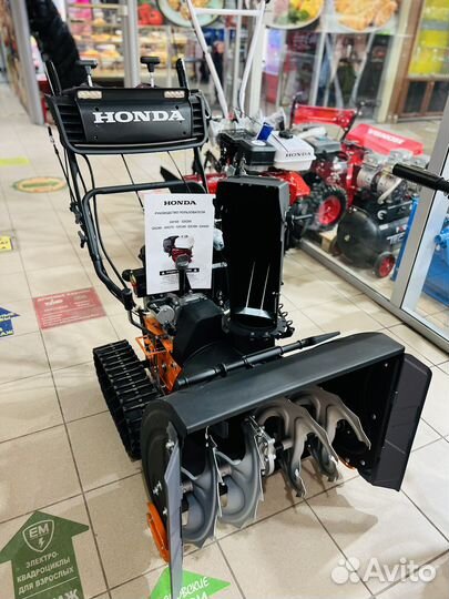 Снегоуборщик гусеничный Honda HSS GX340 13HP