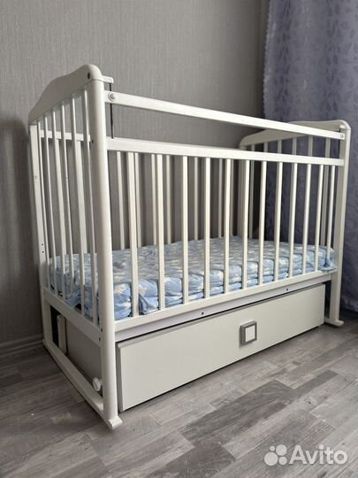 Детская кровать для новорожденных б/у