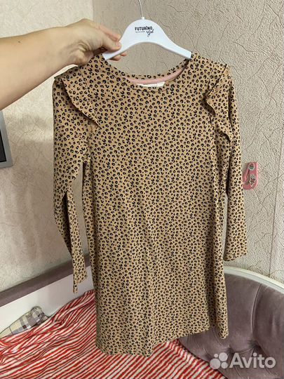 Платье леопардовое h&m на девочку 7-8 лет