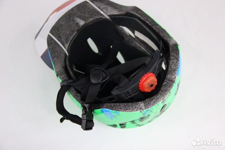 Детский защитный шлем