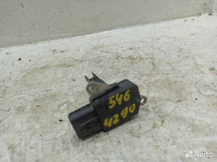 Расходомер воздуха 2220431020