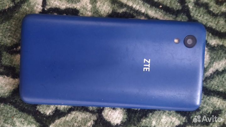 Телефон zte