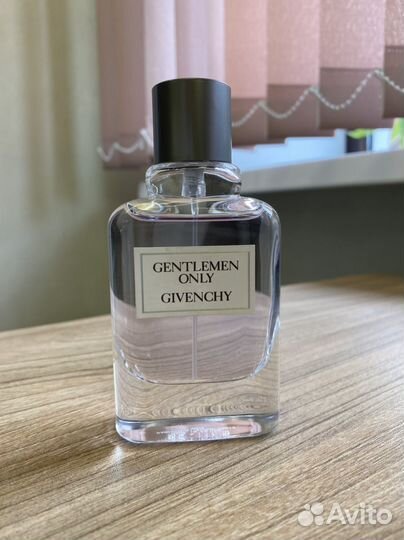 Мужская туалетная вода