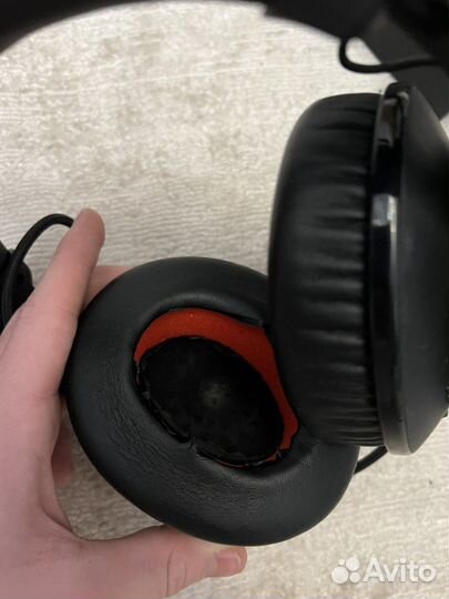 Игровые наушники HyperX