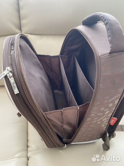 Продам школьный рюкзак