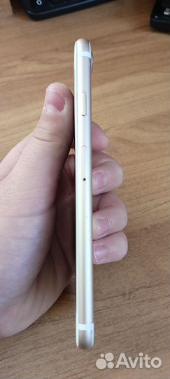 Телефон iPhone 7 32 GB