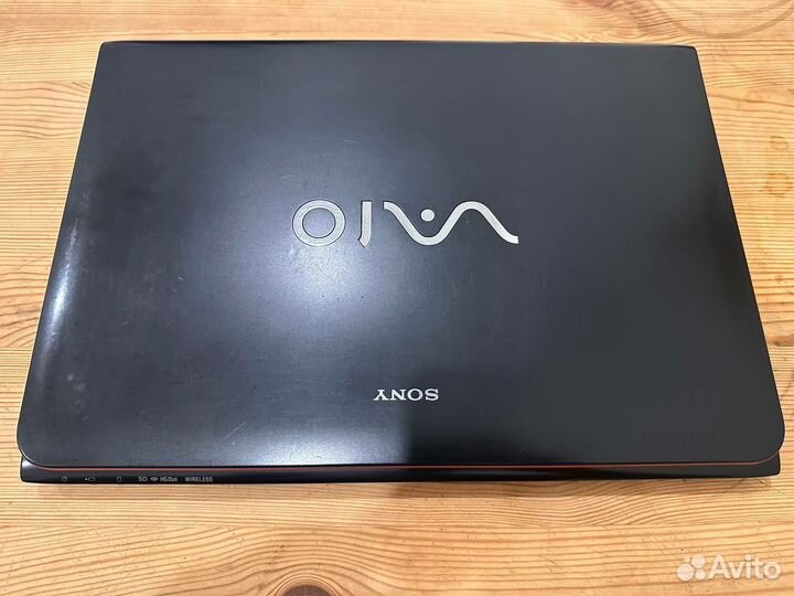 Ноутбук Sony Vaio SVE14A1S1R