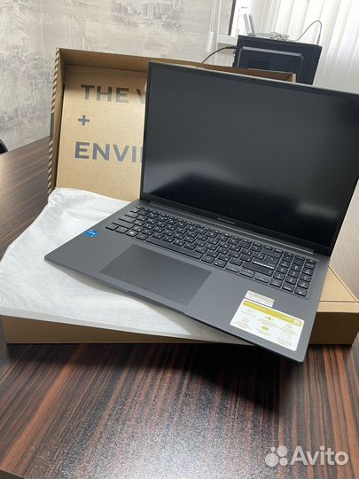 Asus vivobook go 16