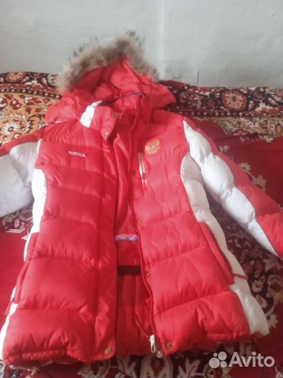 Пуховик женский 48 50 бу