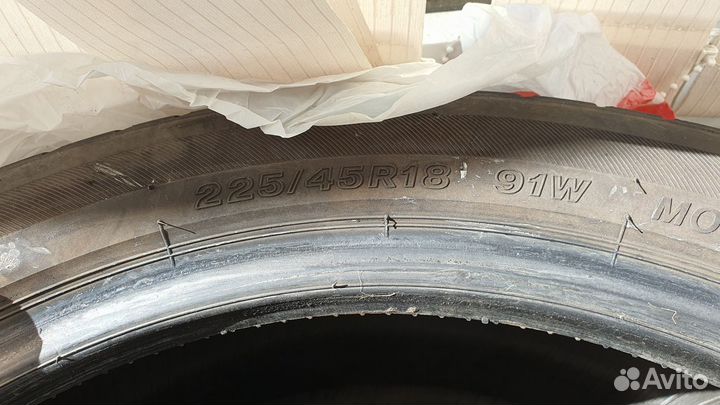Bridgestone Turanza T005 225/45 R18