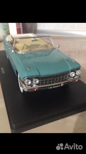 Модель автомобиля зил-111Д (новый)