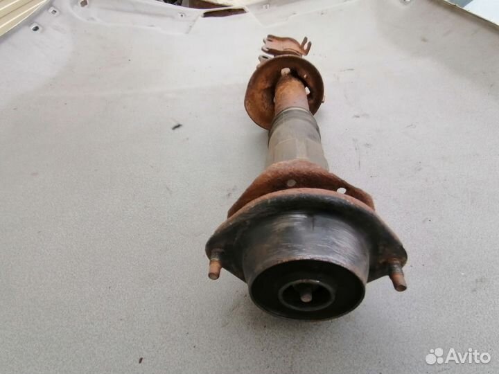 Стойка подвески Kia Rio 1 2000-2005