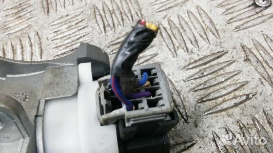 Замок зажигания volvo V70 2 (LDN08J101)