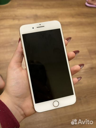 iPhone 8 Plus, 64 ГБ
