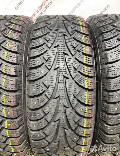 Hankook Winter I'Pike 215/65 R17 99S