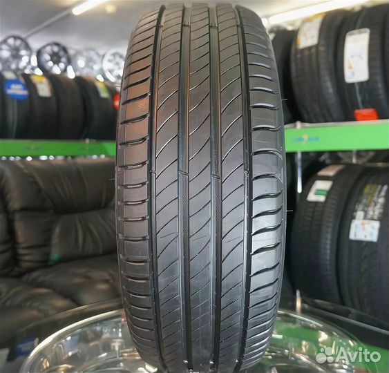 Michelin Primacy 4 235/55 R19