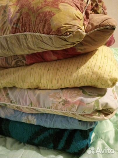 Подушки перо, синтепон, одеяло