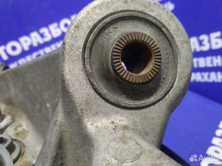 Задний правый поворотный кулак Lexus Gs350 седан