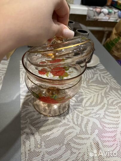 Конфетница стеклянная