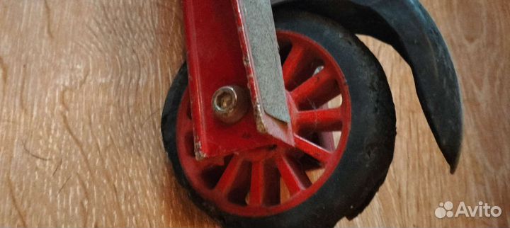 Трюковой самокат