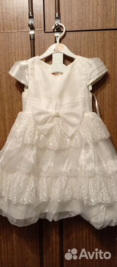 Нарядное платье для девочки 104