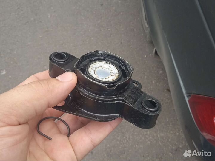 Опора кпп на Приору