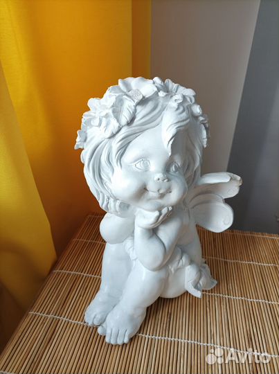 Статуэтка, бутылка